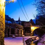Rope Street Nr 17 *