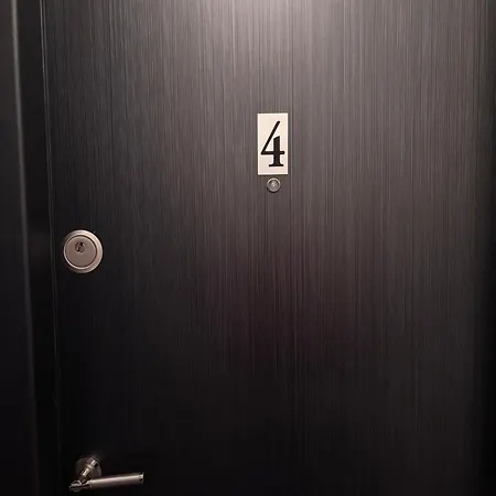 Rope Street Nr 17 בראשוב